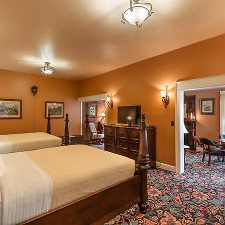 Steele Mansion Inn & Gathering Hub Painesville Exterior foto