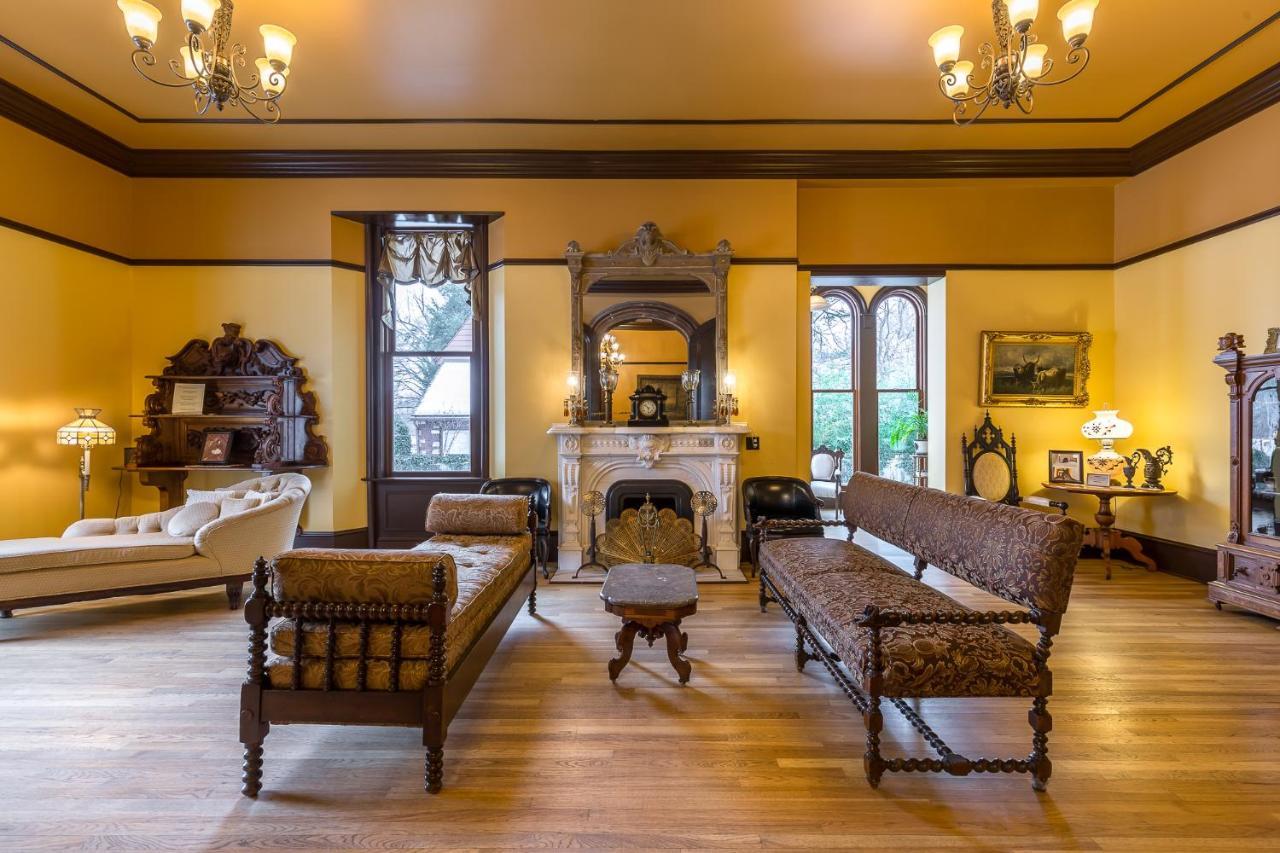 Steele Mansion & Gathering Hub