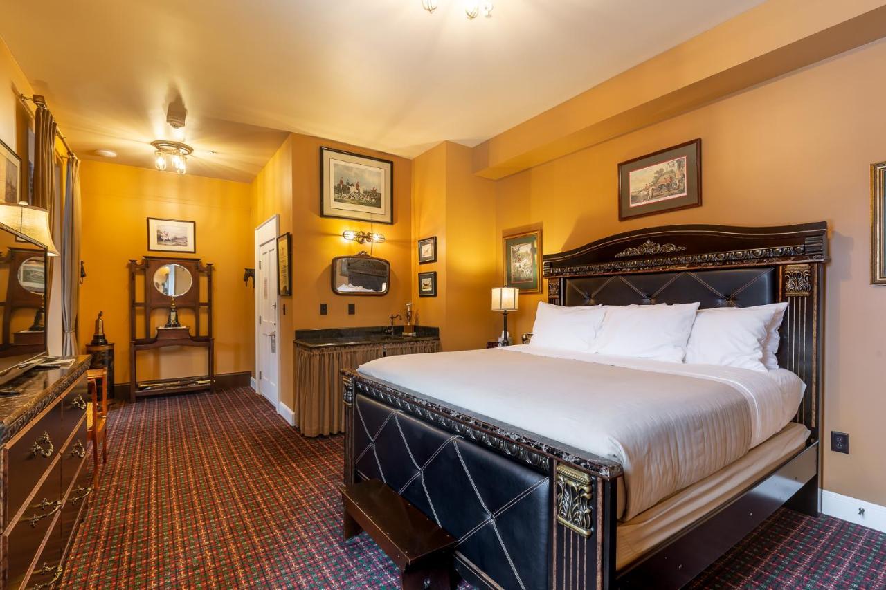 Steele Mansion & Gathering Hub Inn Painesville