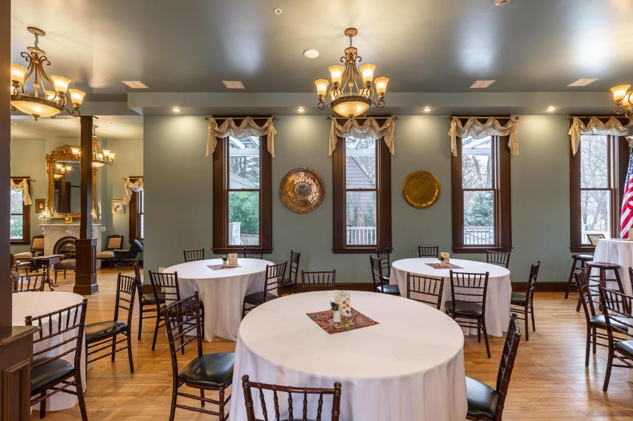 Steele Mansion & Gathering Hub Inn