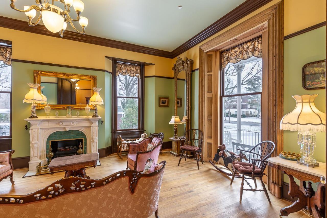 Steele Mansion & Gathering Hub
